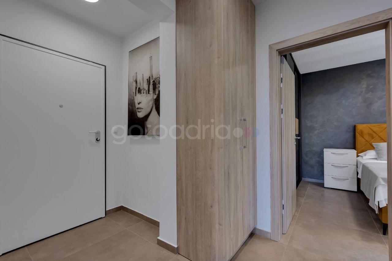 Luxury Seaview Apt Luki - Free Parking Makarska Exteriör bild